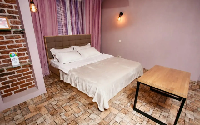 Studiya 47 Apartments