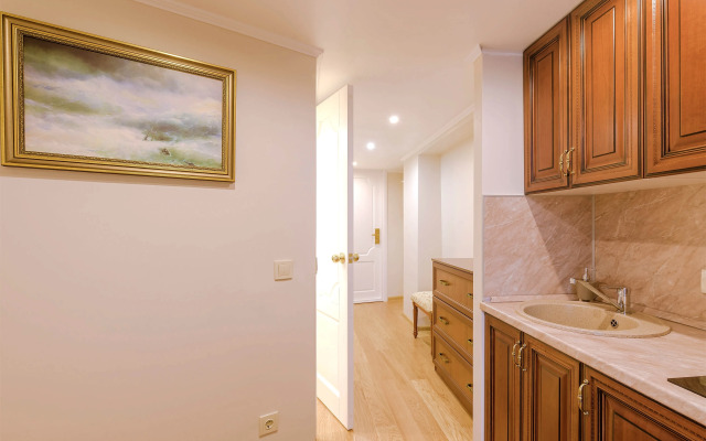 Квартира Двухкомнатная у Русского Музея в Доме Художников BookingSPB