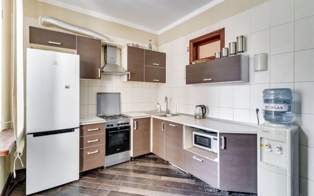 Na Bolshoy Sadovoy 52-56 Flat