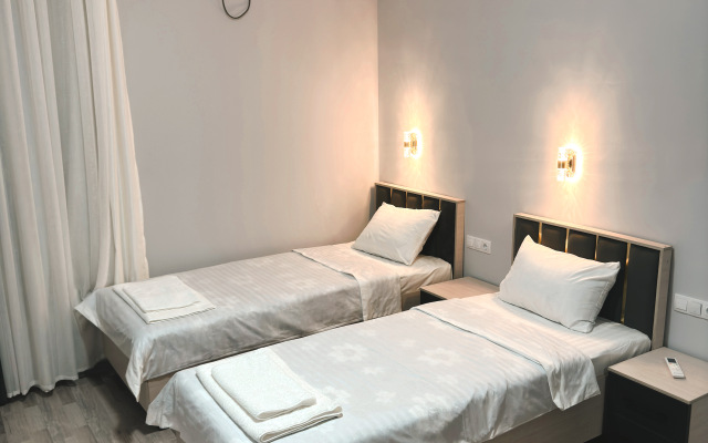 Marmar Hotel