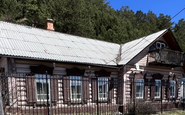 Gostevoy Dom Okolo Kolesa Obozreniya