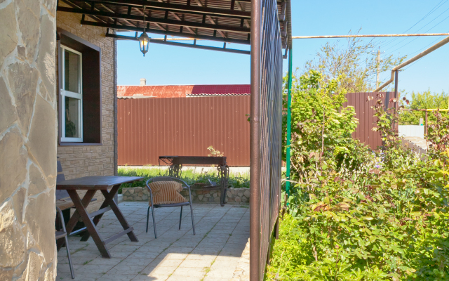 Lenivyij Delfin Guest house