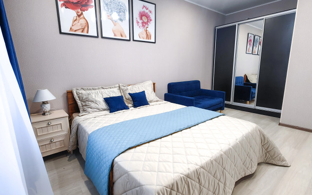 Комфортабельная квартира рядом с Цыба