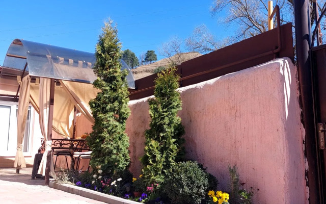 Частный Дом на Ольховской 10/2