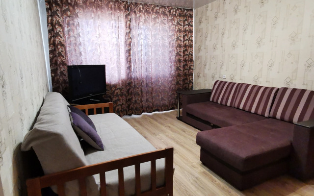 Na Rizhskom Prospekte nedaleko ot Kremlya Flat