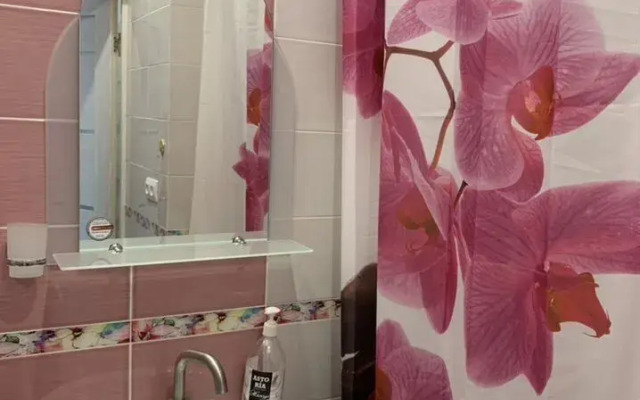 Studiya 13 Na Ulitse Gaydara 22 Flat