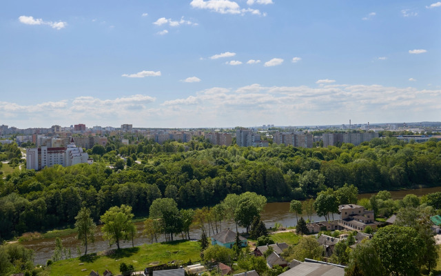 Yevrouyut V Novom Dome I Rayone Apartments