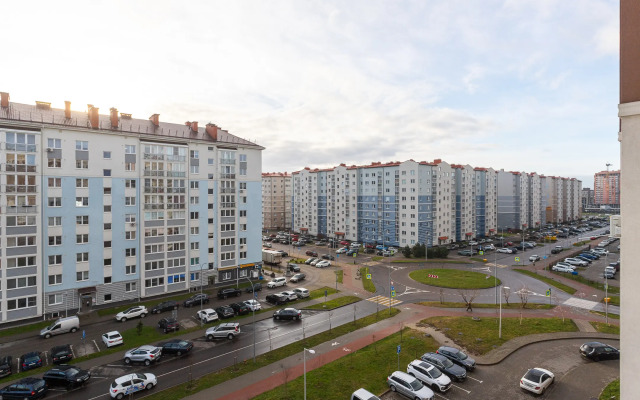 Apartwhite Flat