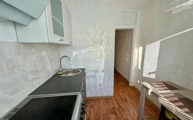 V Luchshem Rayone Flat