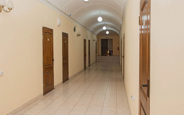 Viktoriya Hotel