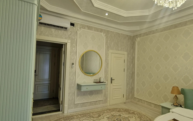 Hayat Plaza Hotel & Spa