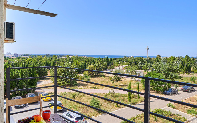 Apartments with sea view in Park Pobedy