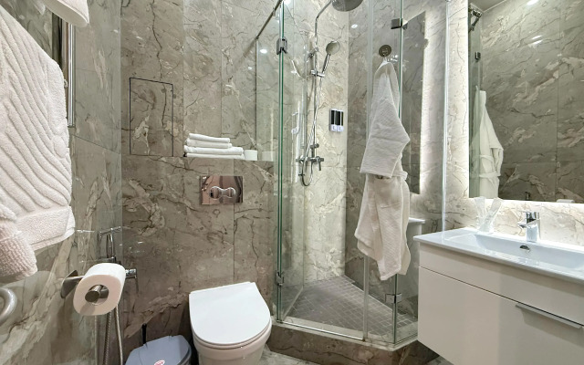 inSochi v samom centre Sochi na Navaginskoj N338 Apartments