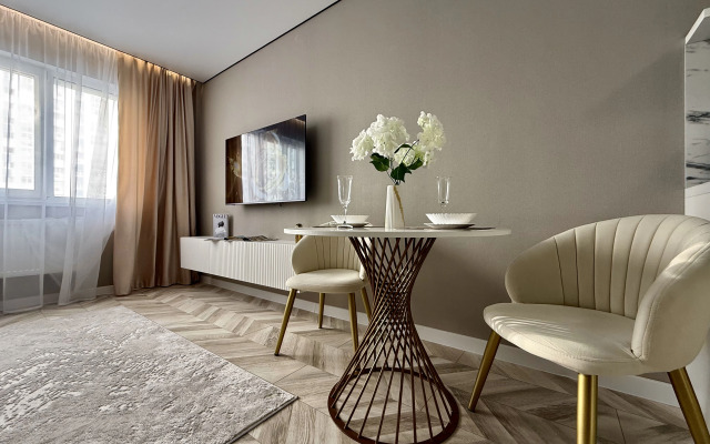 Квартира На Проспекте Победы 157/3