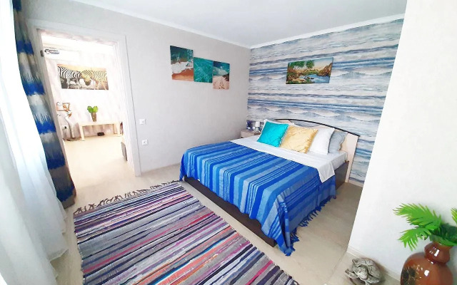 V Samom Tsentre S Kaminom Flat