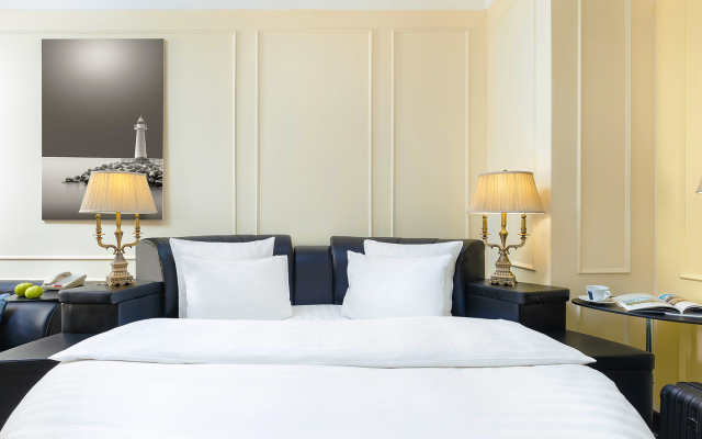 TAGANKA-HOLL Moscow Hotel