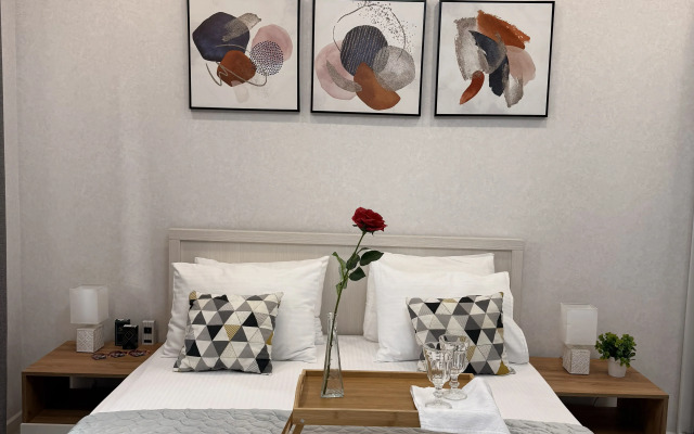 Апартаменты Большая квартира в центре Самары на набережной