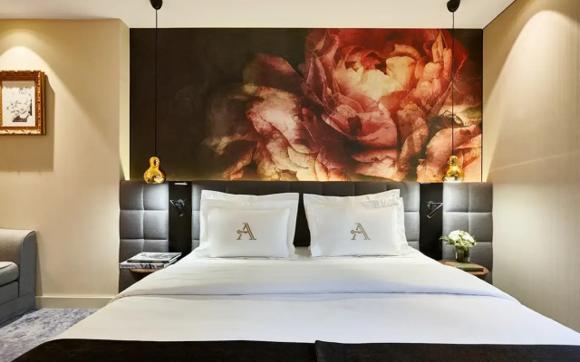 Отель Акварель