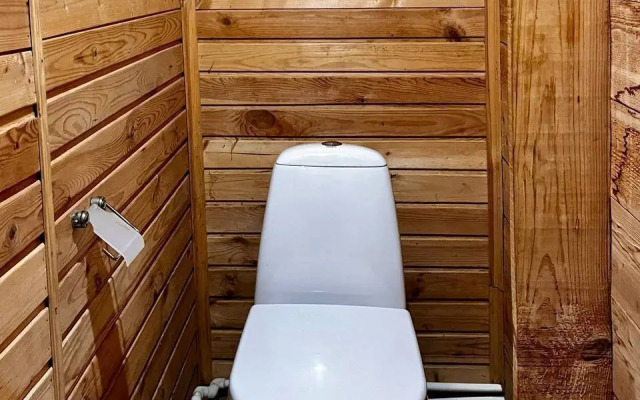 Частный дом двухэтажный на 1-й Лесной улице 1А