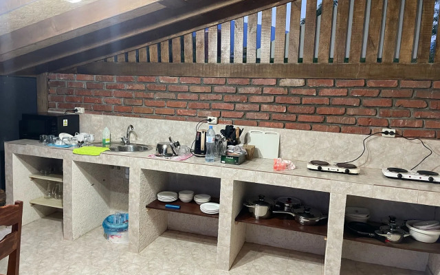 Ruchey Mini-hotel, posyolok Nizhnia Eshera