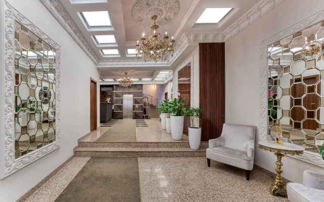 Sadovnicheskaya Hotel