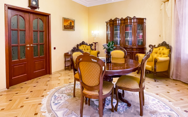 Kvartira Imperatorskie Apartamenty Flat
