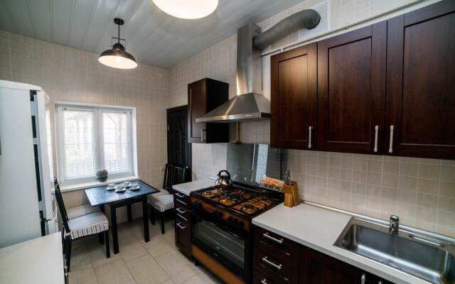 Azov Inn Guest House