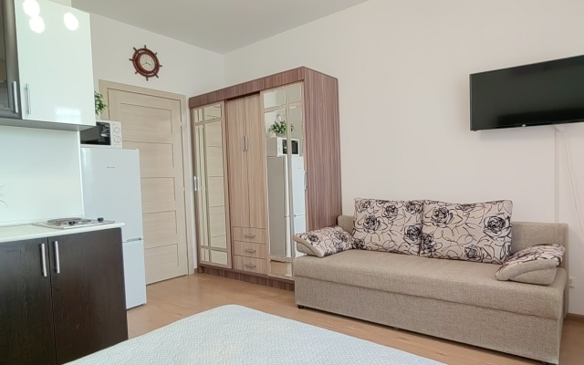 Kvartira Studiya U Metro Moskovskaya Lodging house