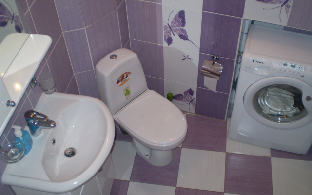 Uyut Flat 5