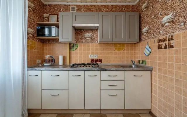 Квартира 2-ком. Кварт Рента рядом с метро Молодежная