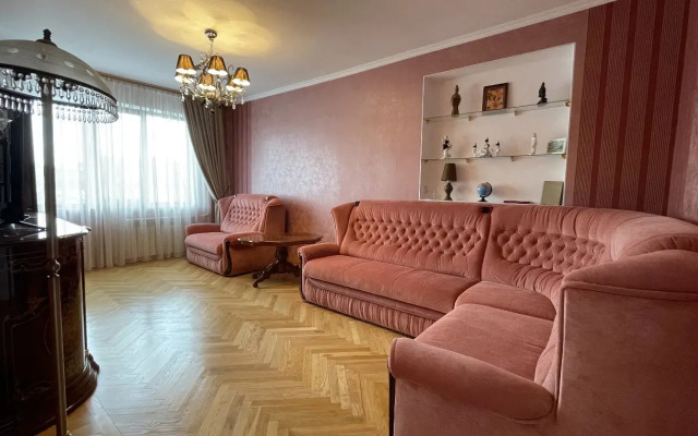 Na Ulitse K. Marksa 15 Apartments