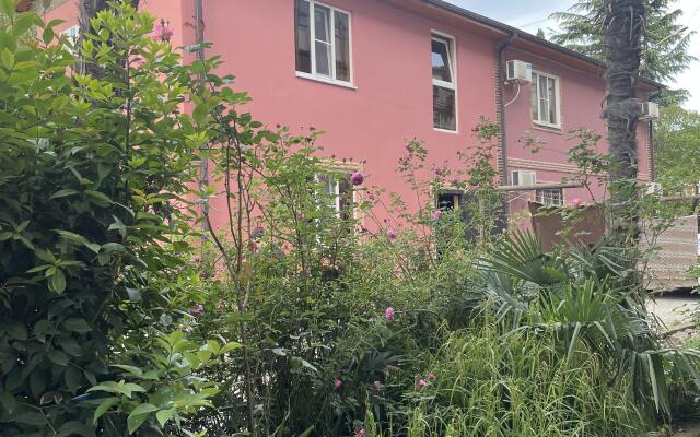 Luchik Guest House