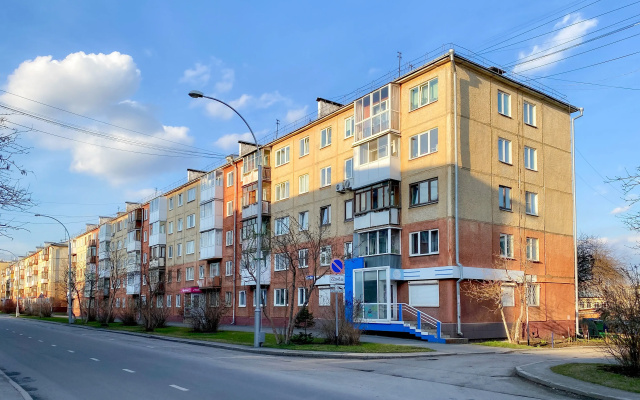 Apartamenty Upiter 1 na Krasnoj radom s Central'noj plosad'u, Krytym rynkom i Gospitalem na Krasnoj 12