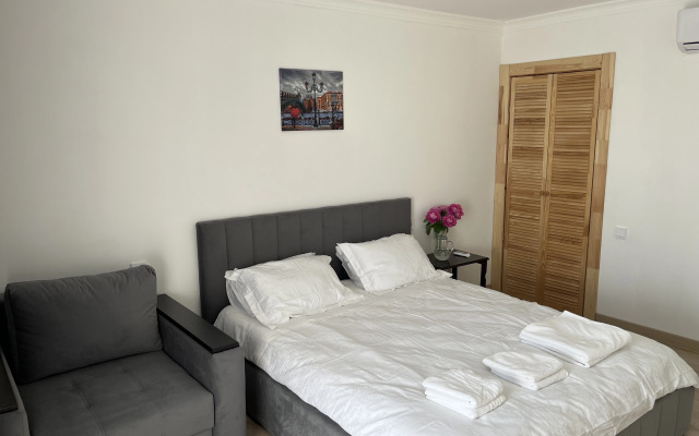 Na Zheleznodorozhnoy Guest House