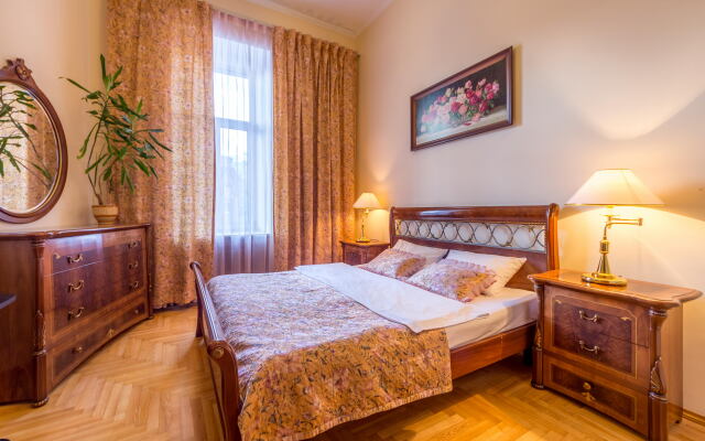 DayFlat na Mikhailovskoy 18A Apartments