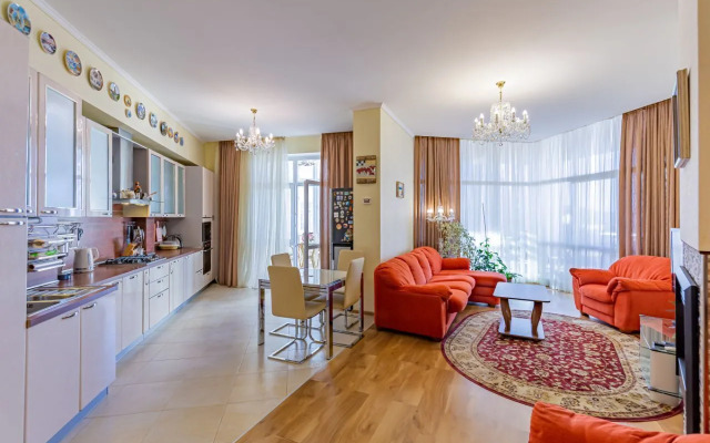 Квартира на Красногвардейской 38АлитА