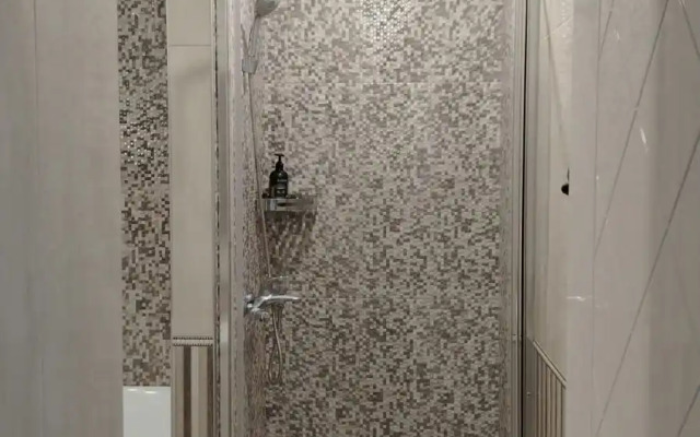 Lyuks Vmestimostyyu 8 Chelovek Apartments