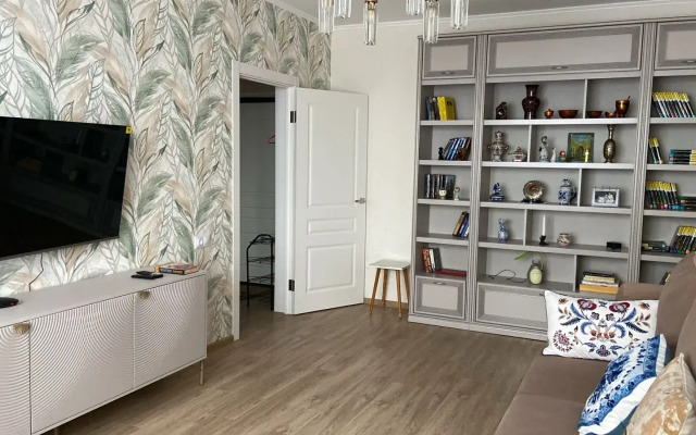 Ryadom S Metro Flat
