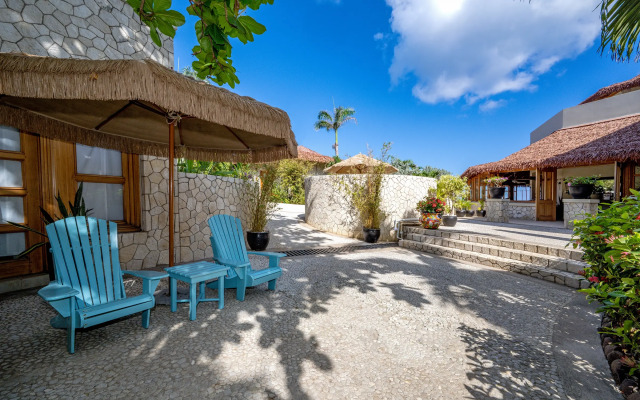 Ocean Cliff Hotel