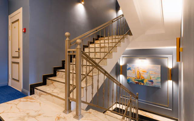 Parizh Hotel