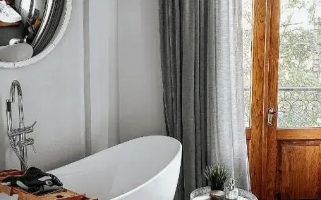 Redrum Tbilisi Boutique Hotel