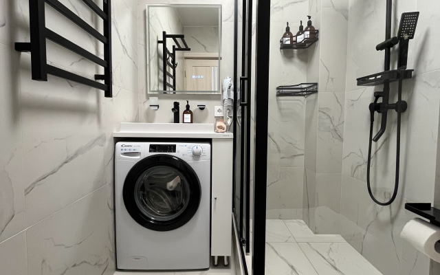 Квартира дизайнерская четырехместная с балконом