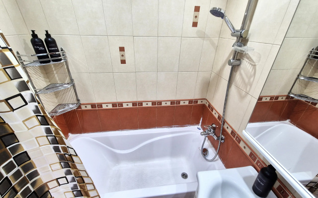 Uyutnaya V Tsentre Koroleva Flat