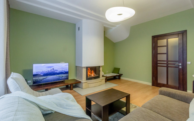 Semeyny Taunkhaus  Apartments