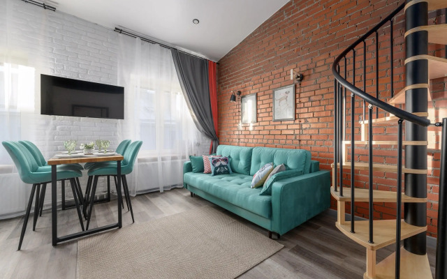 V Tsentre U Nevskogo Prospekta I Moskovskogo Vokzala Flat