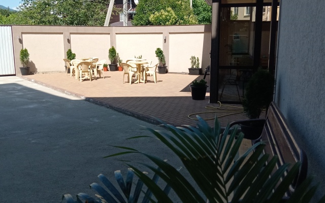 Valensiya Guest House