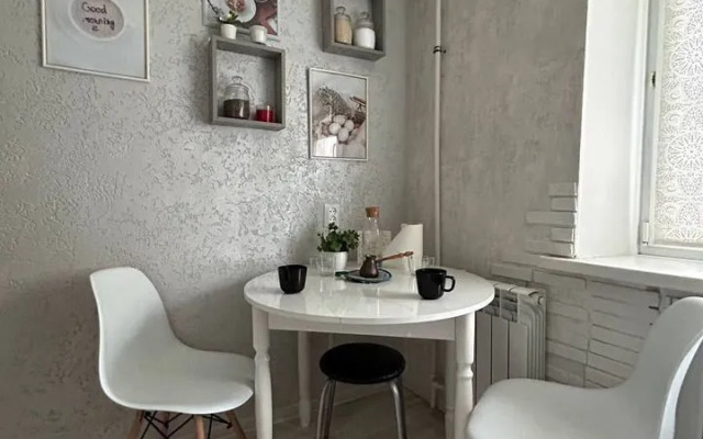 Квартира на Театральной 27