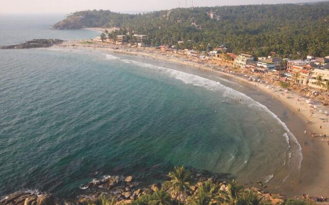 Отель Kovalam Beach