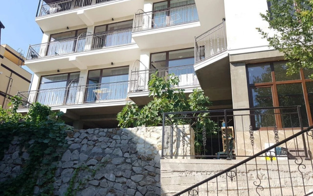 Trekhkomnatnye Lyuks 3 1 Apartments