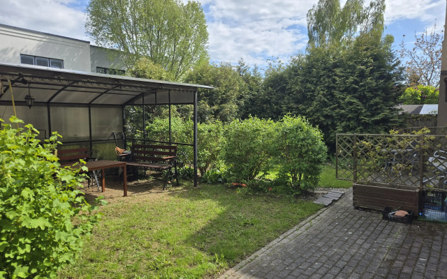 Na Zarechnoy 4  Private house